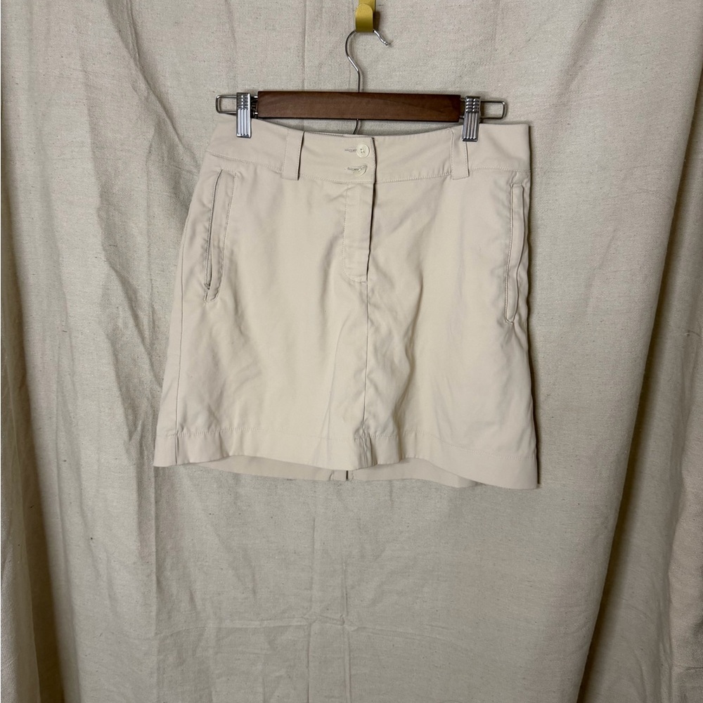 Nike golf Women's Cream Shorts